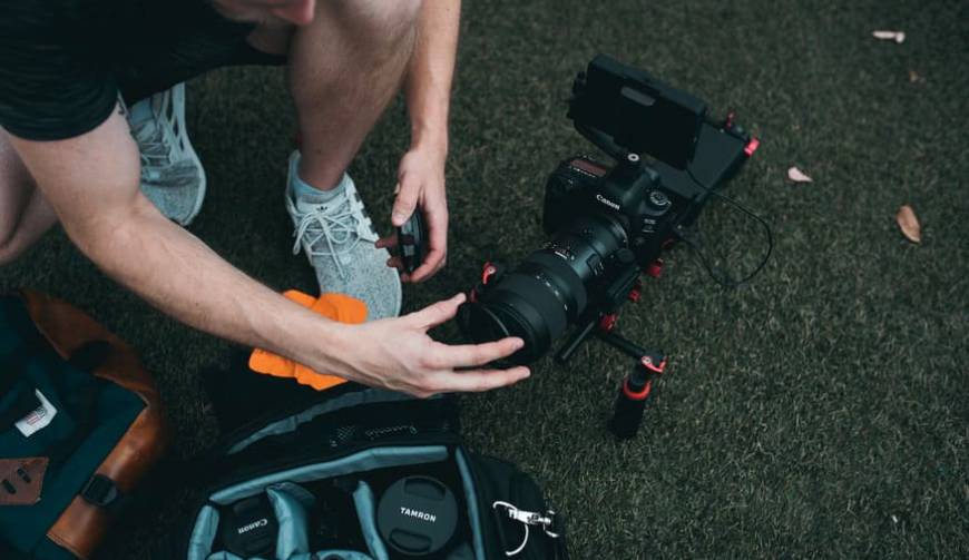 色彩心理学×动态美学，贡井区产品视频拍摄公司唤醒感官冲击力